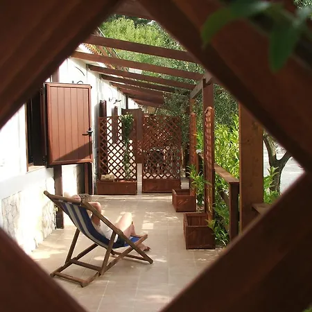 Alloggio per agriturismo Fara Del Falco *